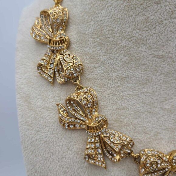 J Crew Clear Crystal Gold Tone Bow Necklace NWOT! - Picture 7 of 9